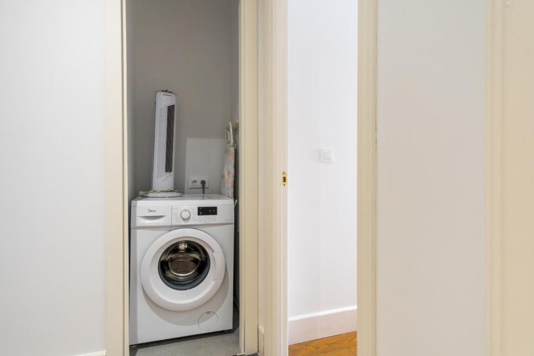 Santa Isabel 1 Apartment Madrid Exterior photo